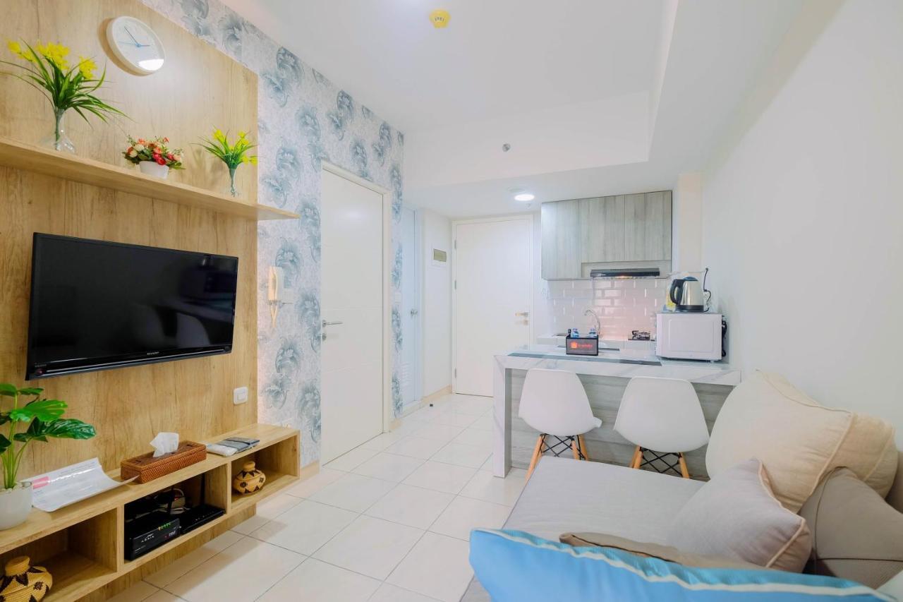 Modern And Comfortable 2br Springlake Summarecon By Travelio